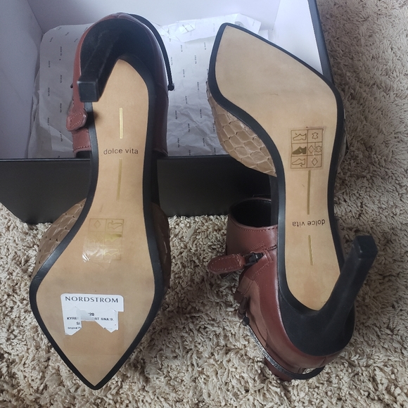 Dolce Vita heels - Picture 2 of 5